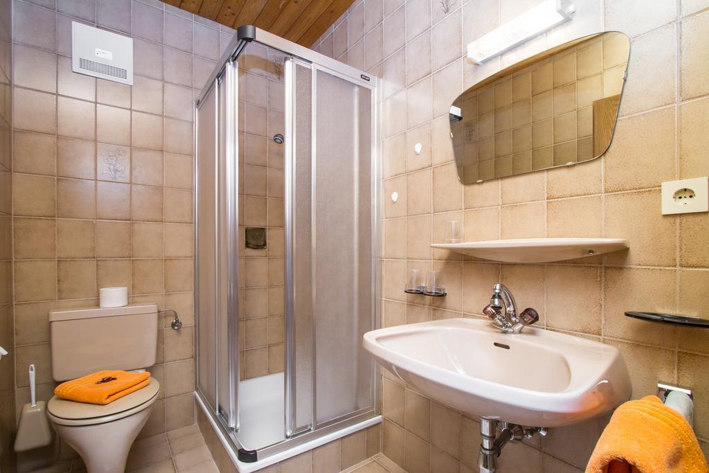 Hotel Haus Helga Unken Zewnętrze zdjęcie